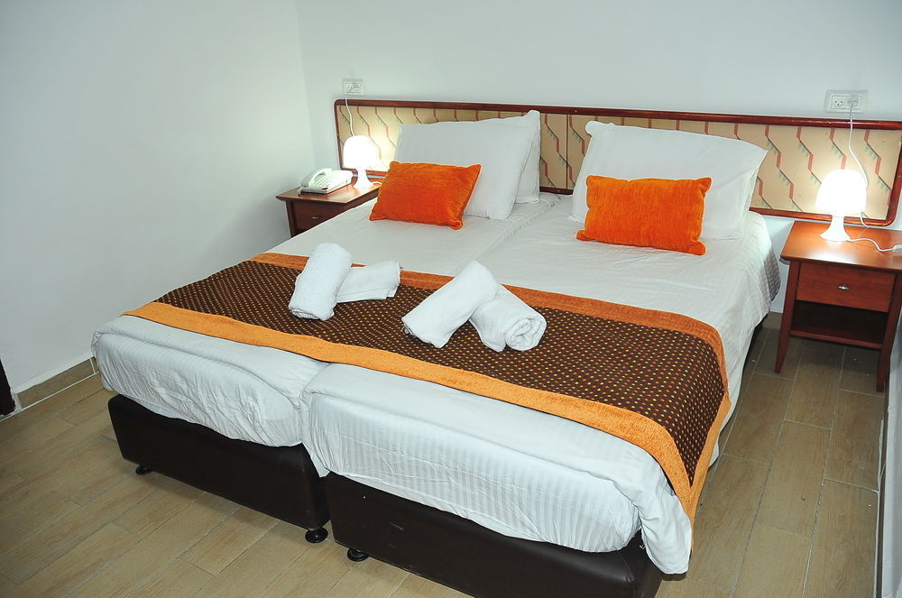 Glatt Eden Hotel Tiberias Exterior foto